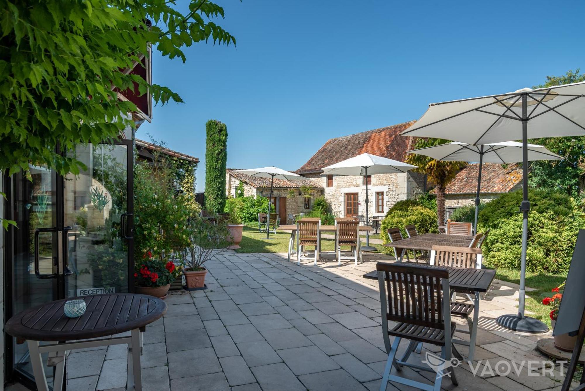 Le Pigeonnier Du Perron Hotel Availles-en-Chatellerault Exterior photo