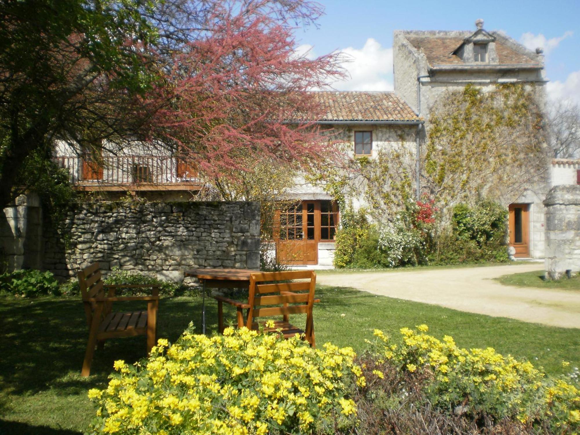 Le Pigeonnier Du Perron Hotel Availles-en-Chatellerault Exterior photo